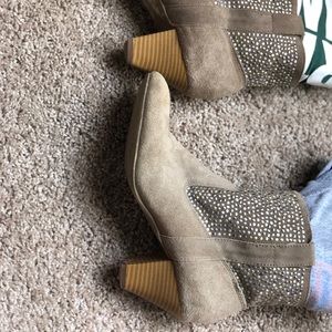 Heeled Ankle Bootie